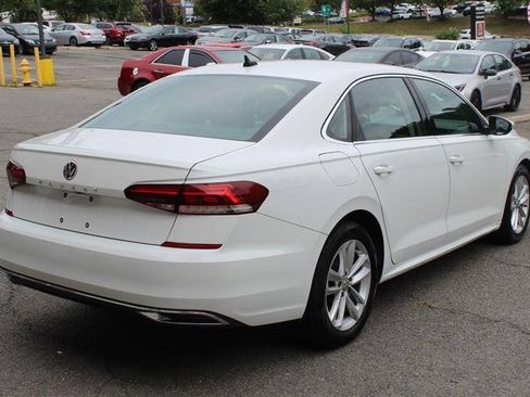 Used 2020 Volkswagen Passat 2.0T SE FWD image 5