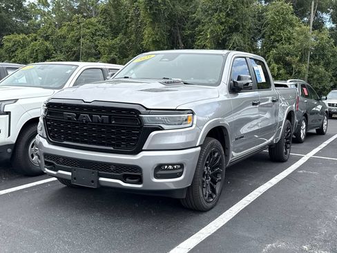 Used 2025 RAM 1500 Limited AWD/4WD image 2