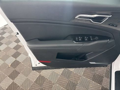 Certified 2024 Kia Sportage X-Pro Prestige image 20