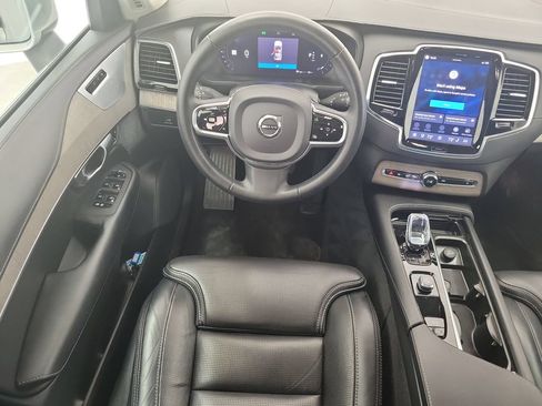 Used 2023 Volvo XC90 B6 Ultimate w/ Lounge Package AWD/4WD image 18
