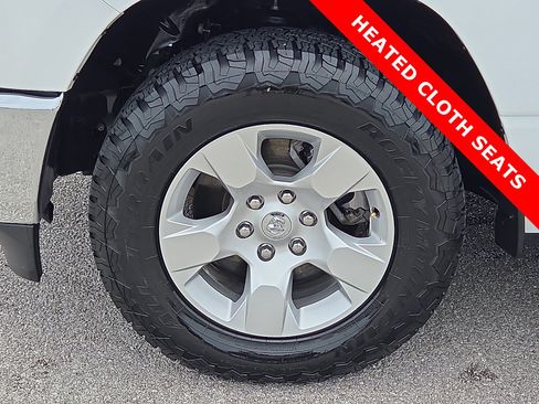 Used 2022 RAM 1500 Big Horn AWD/4WD image 7