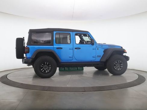 Used 2026 Jeep Wrangler Unlimited Sport AWD/4WD image 6