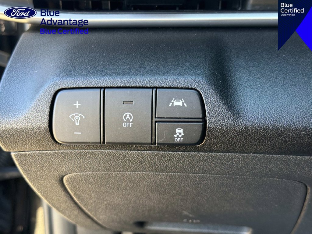 Used 2021 Hyundai Elantra SE FWD image 27