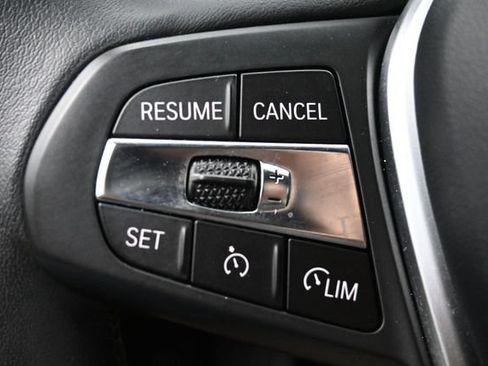 Used 2022 BMW 330i Sedan w/ Driving Assistance Package RWD image 18