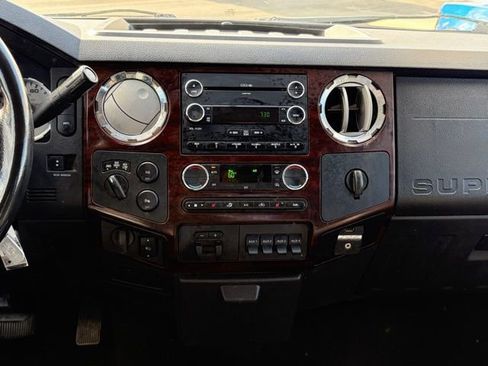 Used 2009 Ford F350 Lariat AWD/4WD image 26