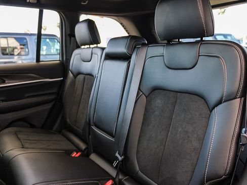 New 2026 Jeep Grand Cherokee Altitude RWD image 19