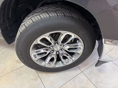 Used 2021 RAM 1500 Big Horn image 9