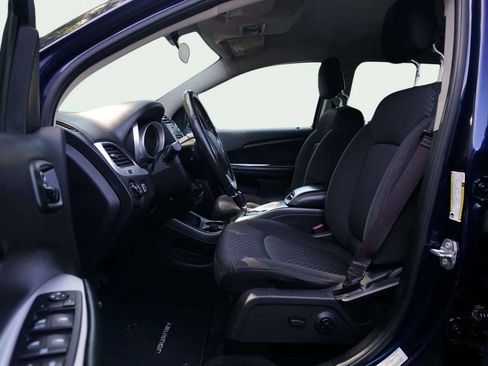 Used 2017 Dodge Journey SXT w/ Premium Group FWD image 12