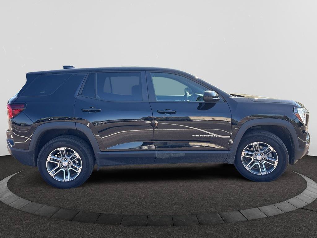 Used 2026 GMC Terrain Elevation FWD image 4
