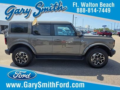 Certified 2025 Ford Bronco Outer Banks