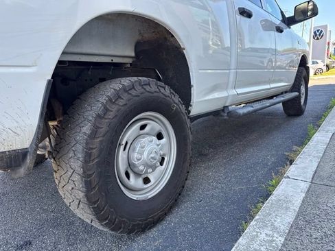 Used 2022 RAM 2500 Tradesman AWD/4WD image 25