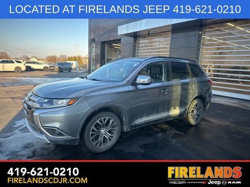 Used 2016 Mitsubishi Outlander SEL image 7