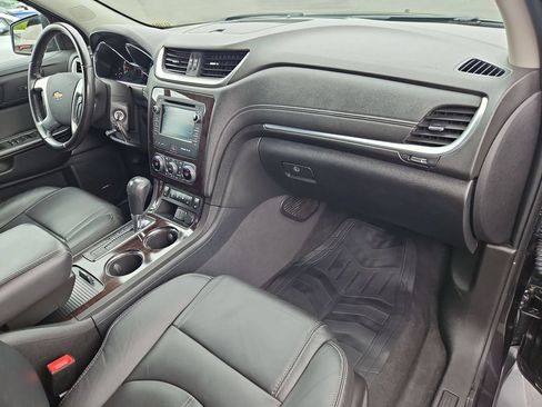 Used 2017 Chevrolet Traverse LT AWD/4WD image 29