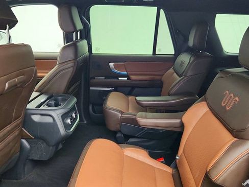 Used 2025 Ford Expedition Max King Ranch AWD/4WD image 23