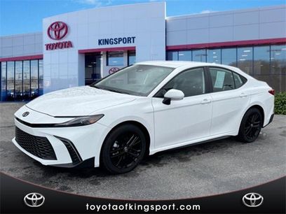 Used 2025 Toyota Camry SE w/ Convenience Package