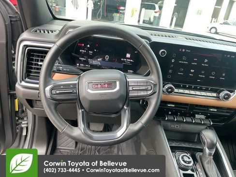 Used 2025 GMC Canyon AT4 AWD/4WD image 13