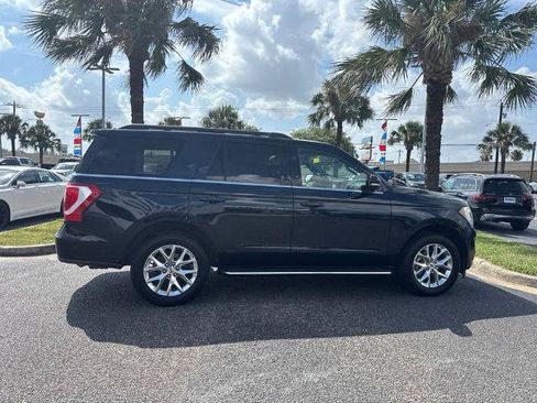 Certified 2021 Ford Expedition XLT RWD image 5