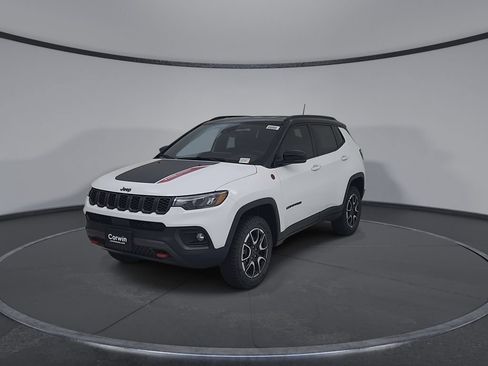 New 2026 Jeep Compass Trailhawk AWD/4WD image 6