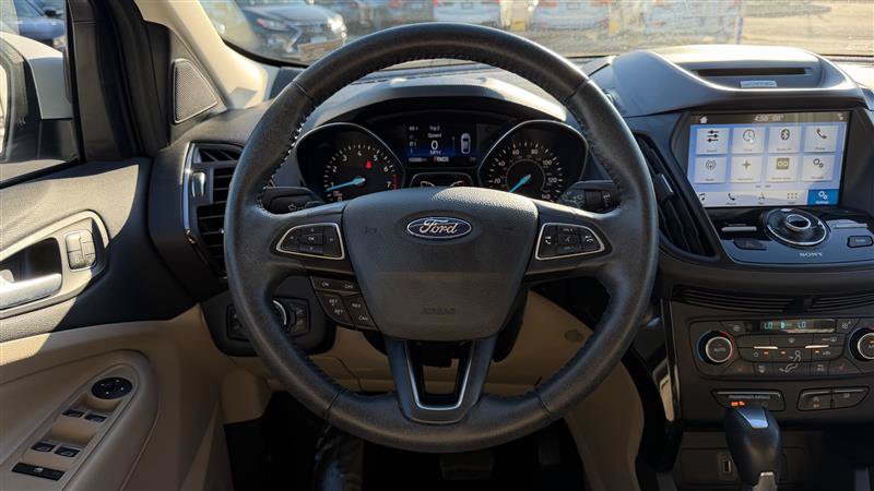 Used 2017 Ford Escape Titanium AWD/4WD image 30