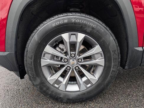 Certified 2025 Chevrolet Equinox LT w/ Convenience Package II image 3