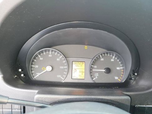 Used 2017 Freightliner Sprinter 3500 RWD image 20