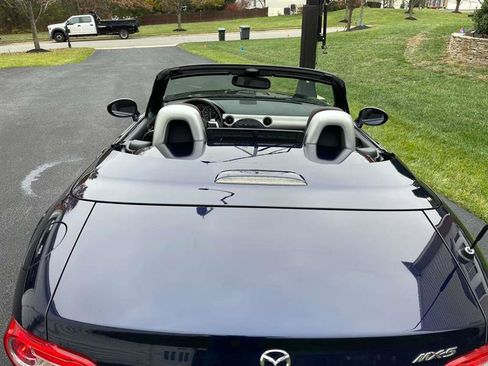 Used 2012 MAZDA MX-5 Miata Touring w/ Appearance Pkg image 34