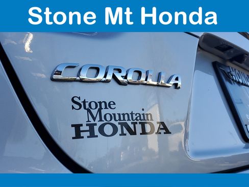 Used 2022 Toyota Corolla LE image 8