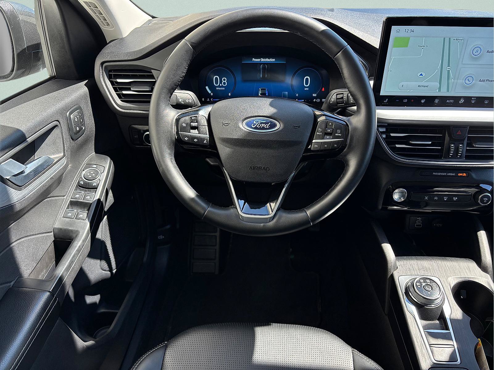 Used 2025 Ford Escape Platinum AWD/4WD image 32