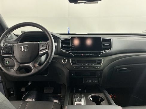 Used 2025 Honda Ridgeline TrailSport image 25