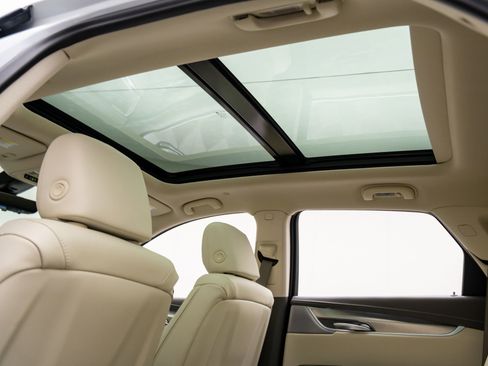 New 2026 Cadillac XT5 Premium Luxury image 18