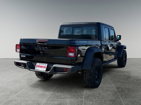 Used 2023 Jeep Gladiator Sport image 5