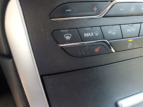 Used 2016 Ford Edge SEL w/ Equipment Group 201A FWD image 26