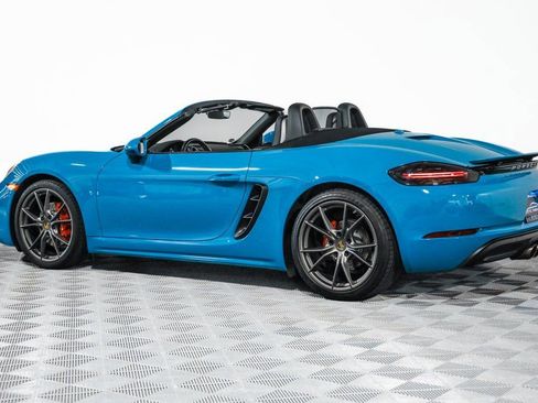 Used 2018 Porsche 718 Boxster S image 28