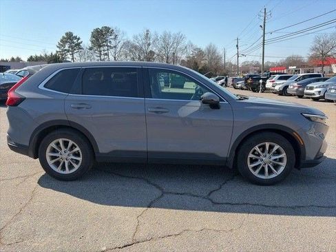 Used 2024 Honda CR-V EX-L image 8