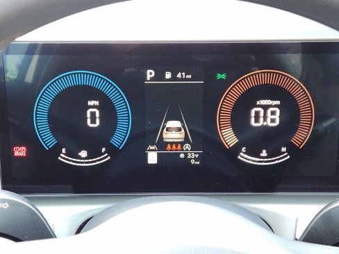 New 2026 Hyundai Tucson SE image 11