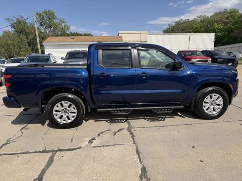 Used 2023 Nissan Frontier SV w/ SV Convenience Package AWD/4WD image 7