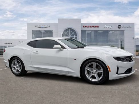Used 2023 Chevrolet Camaro LT RWD image 1