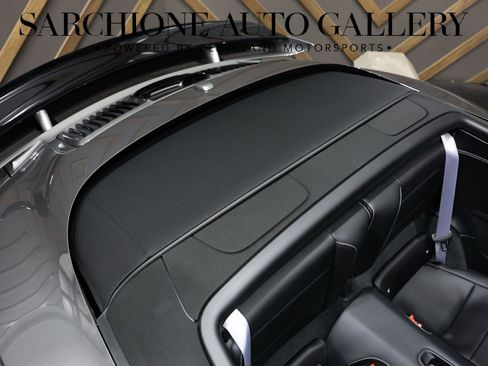 Used 2019 Porsche 911 Turbo AWD/4WD image 18