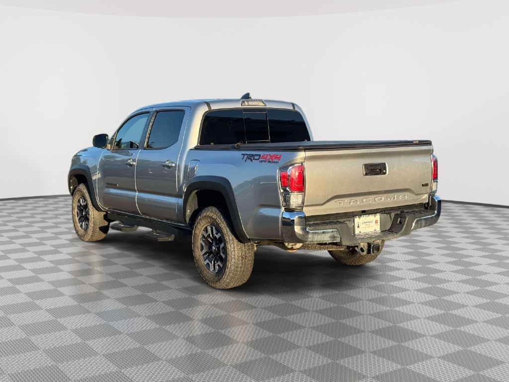 Used 2022 Toyota Tacoma TRD Off-Road AWD/4WD image 5