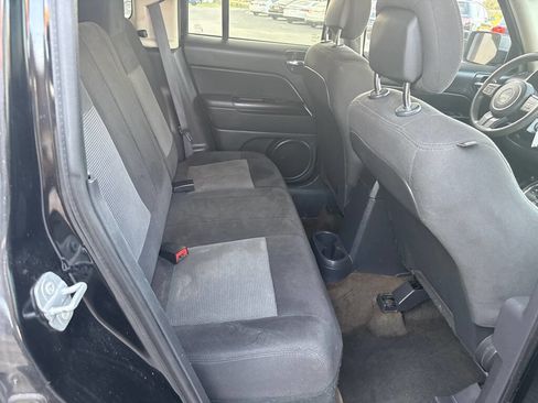 Used 2017 Jeep Patriot Sport w/ Power Value Group image 17