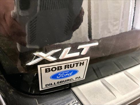 Used 2022 Ford Explorer XLT w/ Equipment Group 202A image 13
