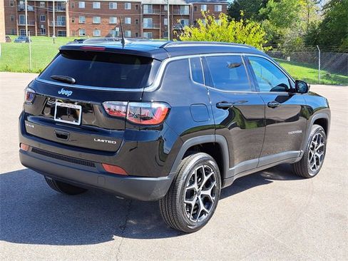 New 2026 Jeep Compass Limited image 4