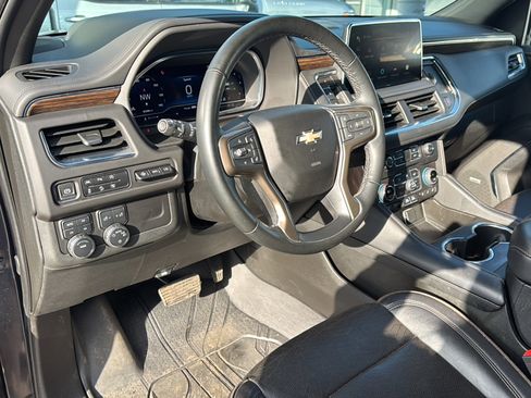 Used 2024 Chevrolet Tahoe High Country image 10
