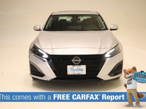 Used 2023 Nissan Altima 2.5 SL FWD image 2