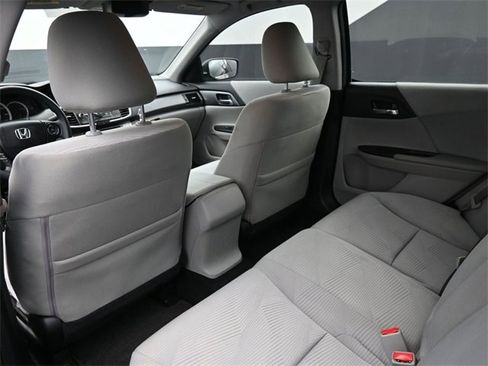 Used 2015 Honda Accord LX image 2