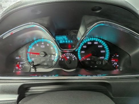 Used 2017 Chevrolet Traverse LT image 4