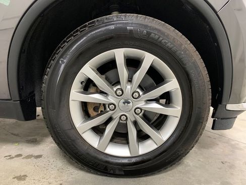 Used 2018 Dodge Durango SXT w/ Quick Order Package 2BB AWD/4WD image 13