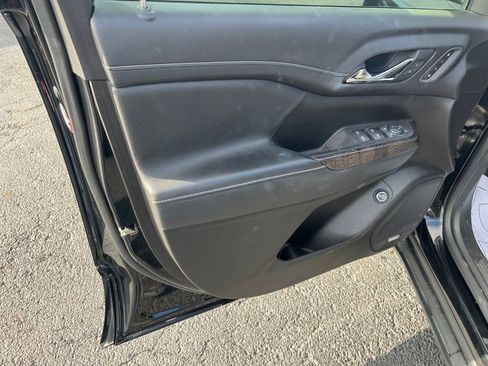 Used 2021 GMC Acadia Denali w/ Denali Ultimate Package image 20