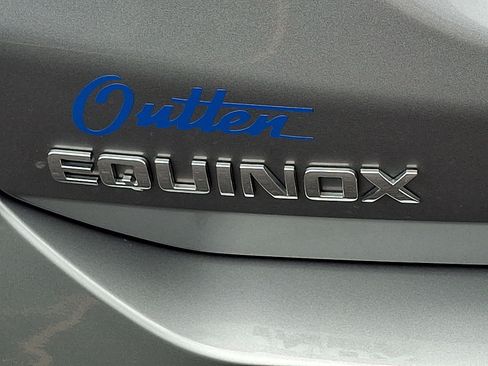 Used 2023 Chevrolet Equinox LT AWD/4WD image 30