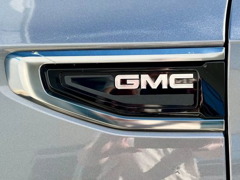 Used 2021 GMC Yukon XL AT4 w/ AT4 Premium Plus Package image 18